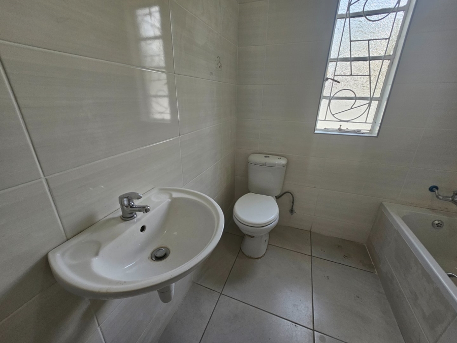 To Let 3 Bedroom Property for Rent in Bethlehem Free State